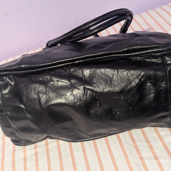 Donna DixonElegant Black Leather Handbag - Picture 4 of 6